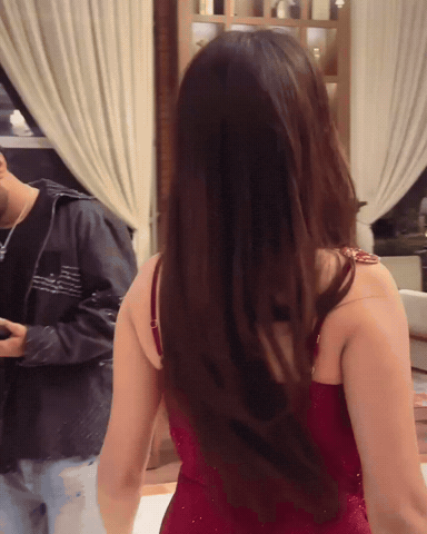 Trending Diva GIF