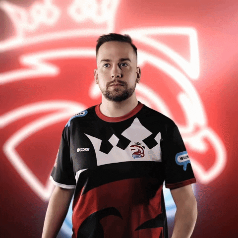 Kiss Me Yes GIF by Austrian Force eSports