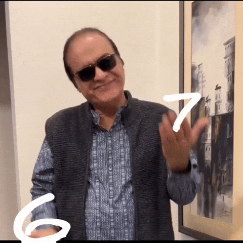 6 7 Trending GIF