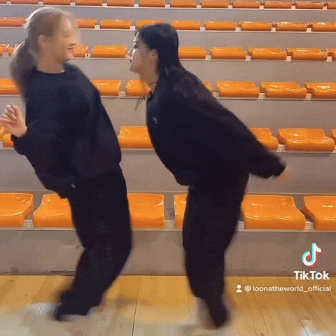 Heejin Loona Hyunjin GIF