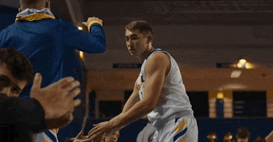 High Five Basketball GIF by Delaware Blue Hens