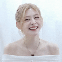 Stayc GIF
