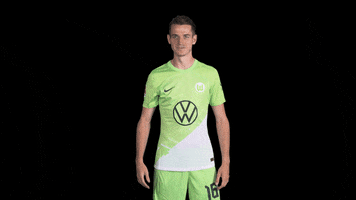 Sport Looking GIF by VfL Wolfsburg