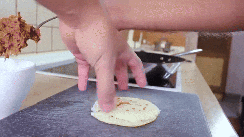 giphy.gif