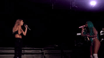 Mia Colucci Concert GIF by RBD
