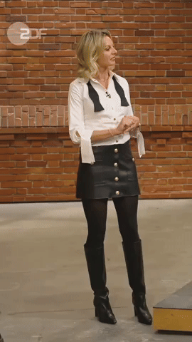 Susanne Steiger GIF