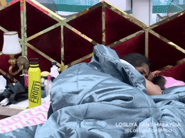 Losliya GIF