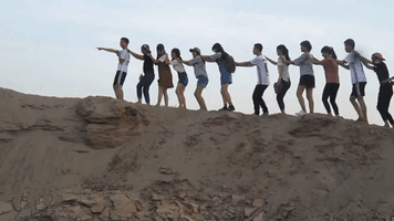 tet  GIF