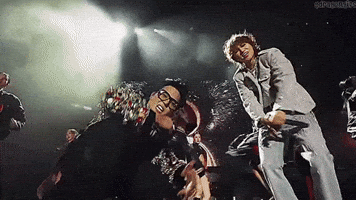 G-Dragon Vip GIF