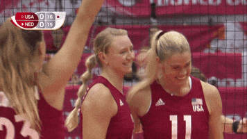 Usa Smile GIF by Volleyball World