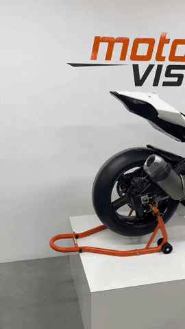 Moto-Vision racing motorbike yamaha r1 GIF