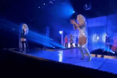 giphy.gif?cid=2154d3d734b2f5bc50aecf4d11