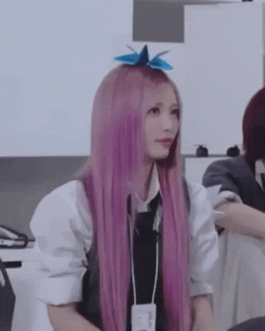 Billlie GIF