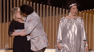 Amy Poehler Kiss GIF by Golden Globes