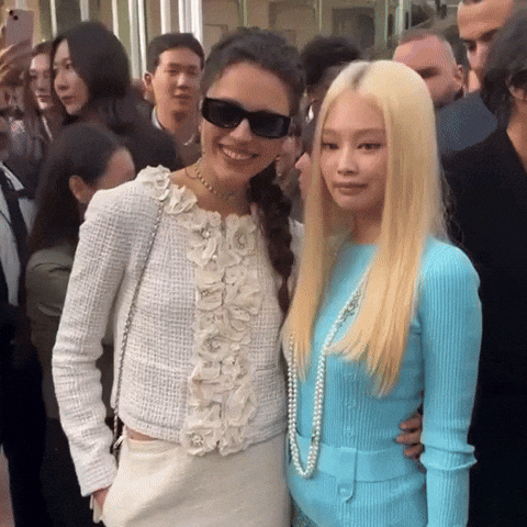 Kissing Jennie Kim GIF