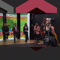 Show Vsdq GIF by Versus Dragqueens