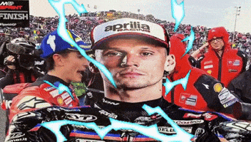 Sky Salvadori GIF