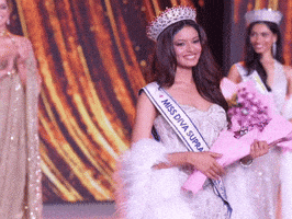 Miss India Avni GIF
