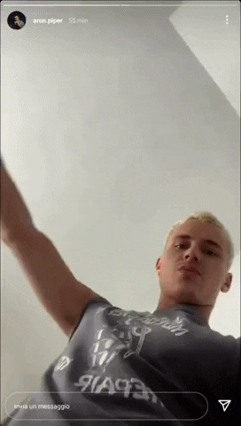 giphy.gif