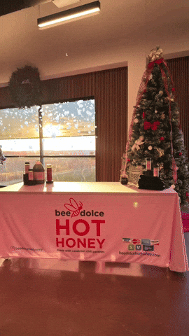 Pizza GIF by Bee Dolce Hot Honey