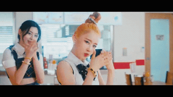 Stayc GIF