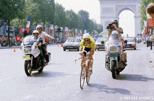 le tour paris GIF by Le Tour de France