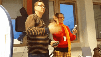 airisaastamoinen #heihei GIF