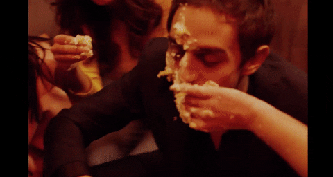 Gateau Gifs Get The Best Gif On Giphy