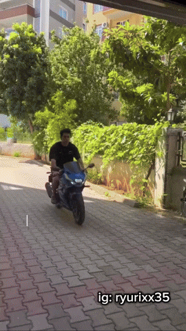 Emir Vici GIF
