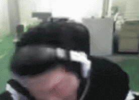 신태일 GIF