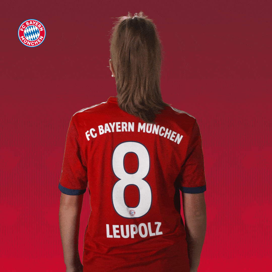 Happy Melanie Leupolz GIF by FC Bayern Women