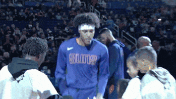 200.gif?cid=fc005b083eb222c0359bbc1d93656e615bb41d74c032615d&rid=200.gif&ct=g