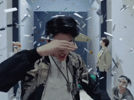 200.gif?cid=fc005b0899f8f12d786bd1dcb4f166fde00ddd41840dd2d1&rid=200.gif&ct=g