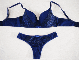 Laniclê Lingerie GIF