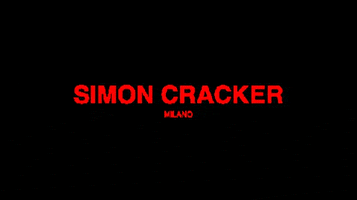 Simon Cracker Milano GIF