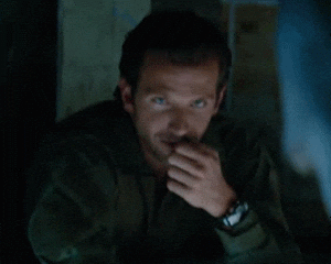 bradley cooper knipoog GIF
