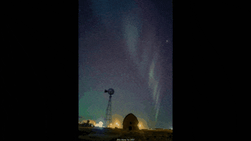 Hoodoos84 steve aurora windmill northern light GIF