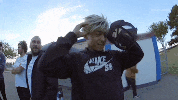 200.gif?cid=fc005b0893044a339e173e4af81523875bfbb3498e857c25&rid=200.gif&ct=g
