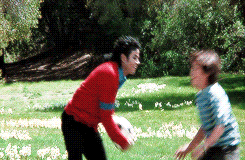 Michael Jackson | Playing with children at Neverland
