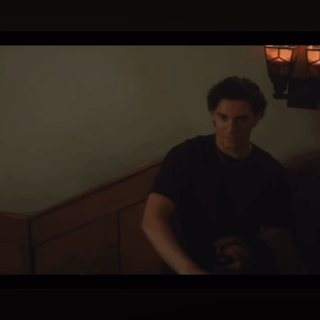 Offcampus GIF