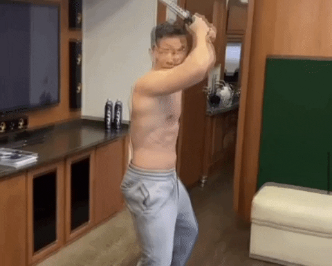 giphy.gif?cid=4d1e4f294227513bbc8353d7e6