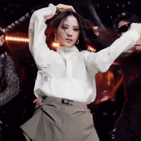 Kim Jisoo GIF