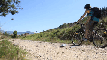 Lydia-Berthomieu  GIF