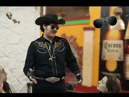 EL DIENTE D' ORO GIF