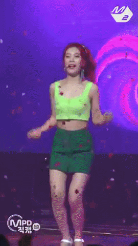 burakstail  GIF