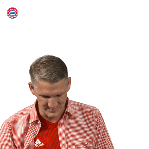 bastian schweinsteiger lol GIF by FC Bayern Munich