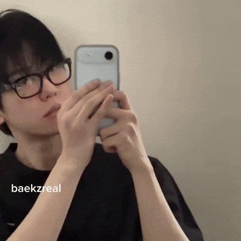 Baekhyun GIF