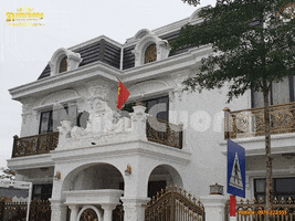 Xay-Nha-Tiet-Kiem-Chi-Phi GIF