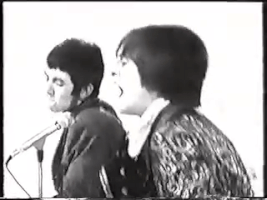 queenlizzybettecallachor steve marriott ronnie lane ian mclagan the small faces GIF