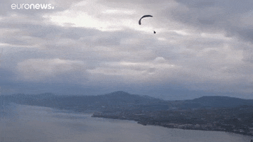 paragliding GIF by euronews